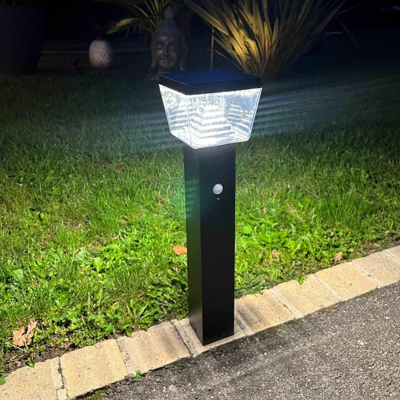 Borne Led solaire LIBERTY -  Détecteur de mouvements - 3 modes d'éclairages 75 à 600 lumens