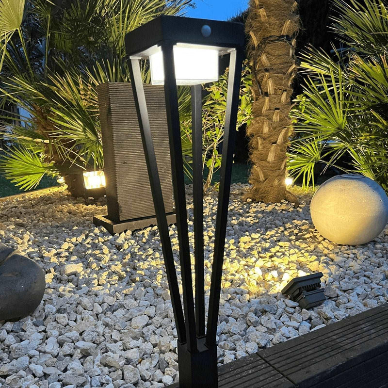 Borne led extérieure solaire noire LUXOR - Détecteur de mouvements - 3 modes d'éclairage 75 à 600 lumens - Lumihome-France